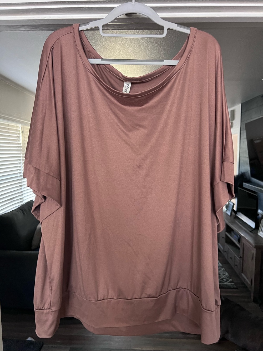 Plus Size Scoop Neck Top in Mocha - Picture 1 of 2